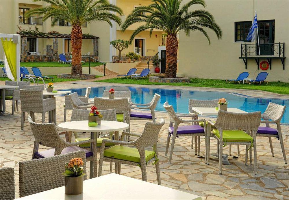 Kristalli Hotel Apartments มาเลีย ภายนอก รูปภาพ